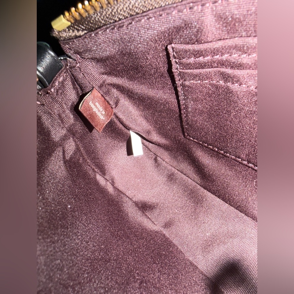 Coach Nolita 19 in Signature Canvas Bag NWOT - Picture 7 of 9